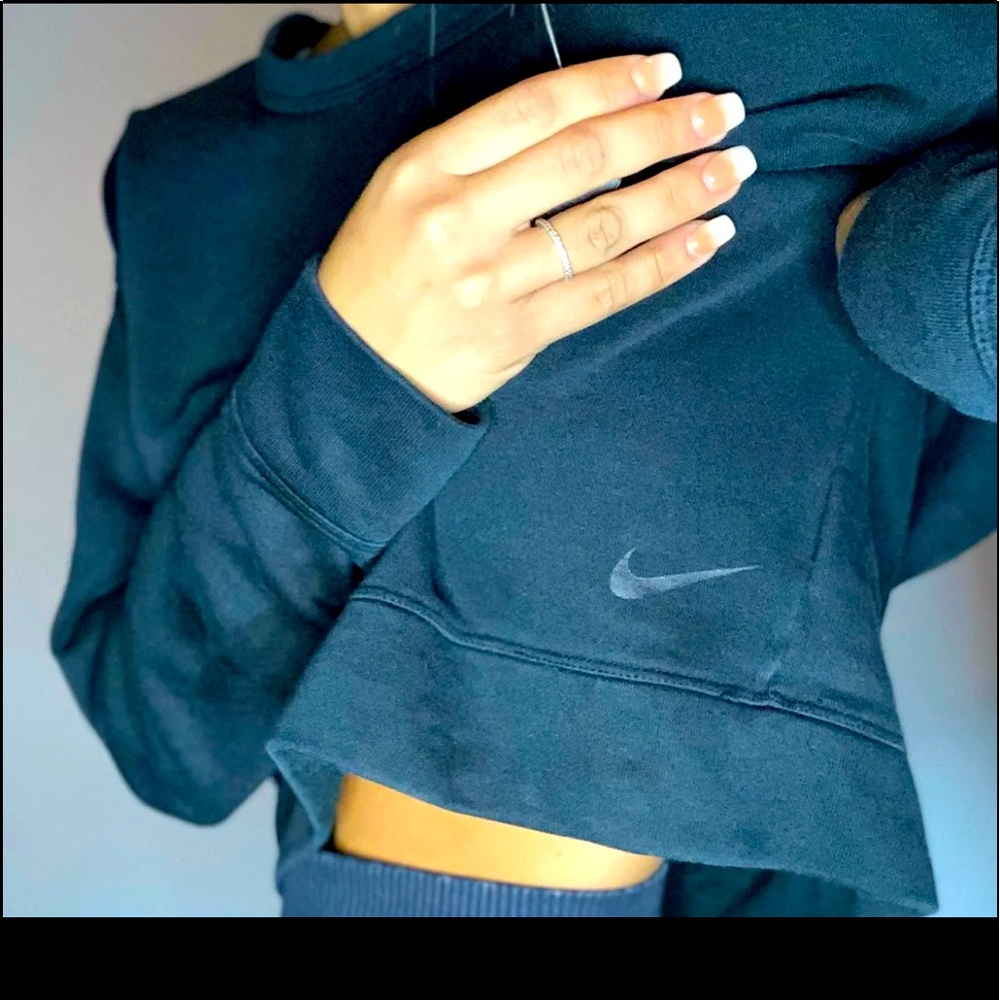 NIKE Pullover